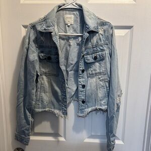 Hooden Women's Light Blue Ripped Denim Jacket